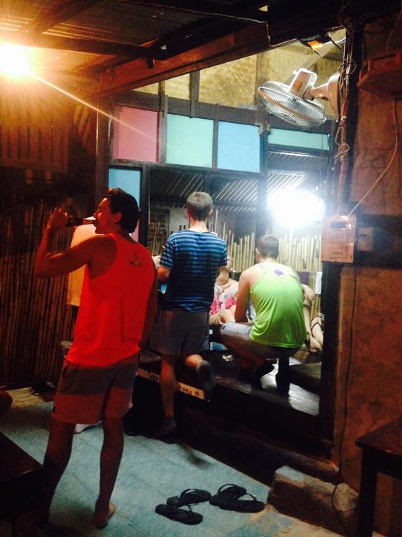 Bamboozle Hostel Хаад Рин Екстериор снимка