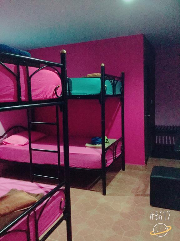 Bamboozle Hostel Хаад Рин Екстериор снимка