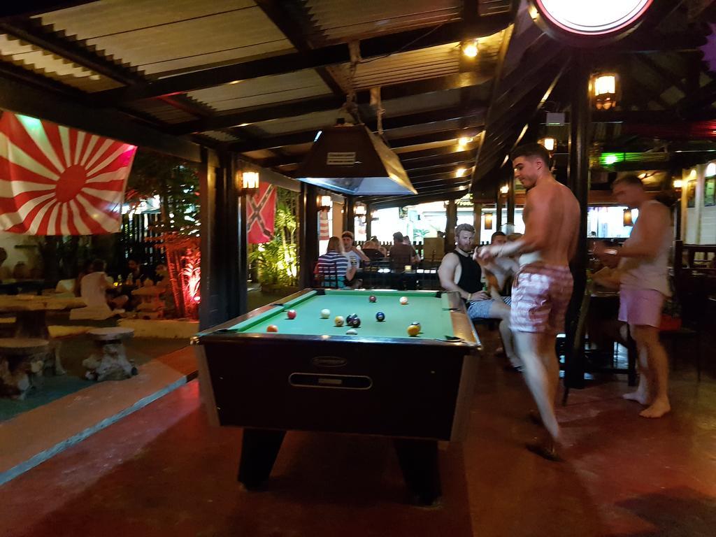 Bamboozle Hostel Хаад Рин Екстериор снимка