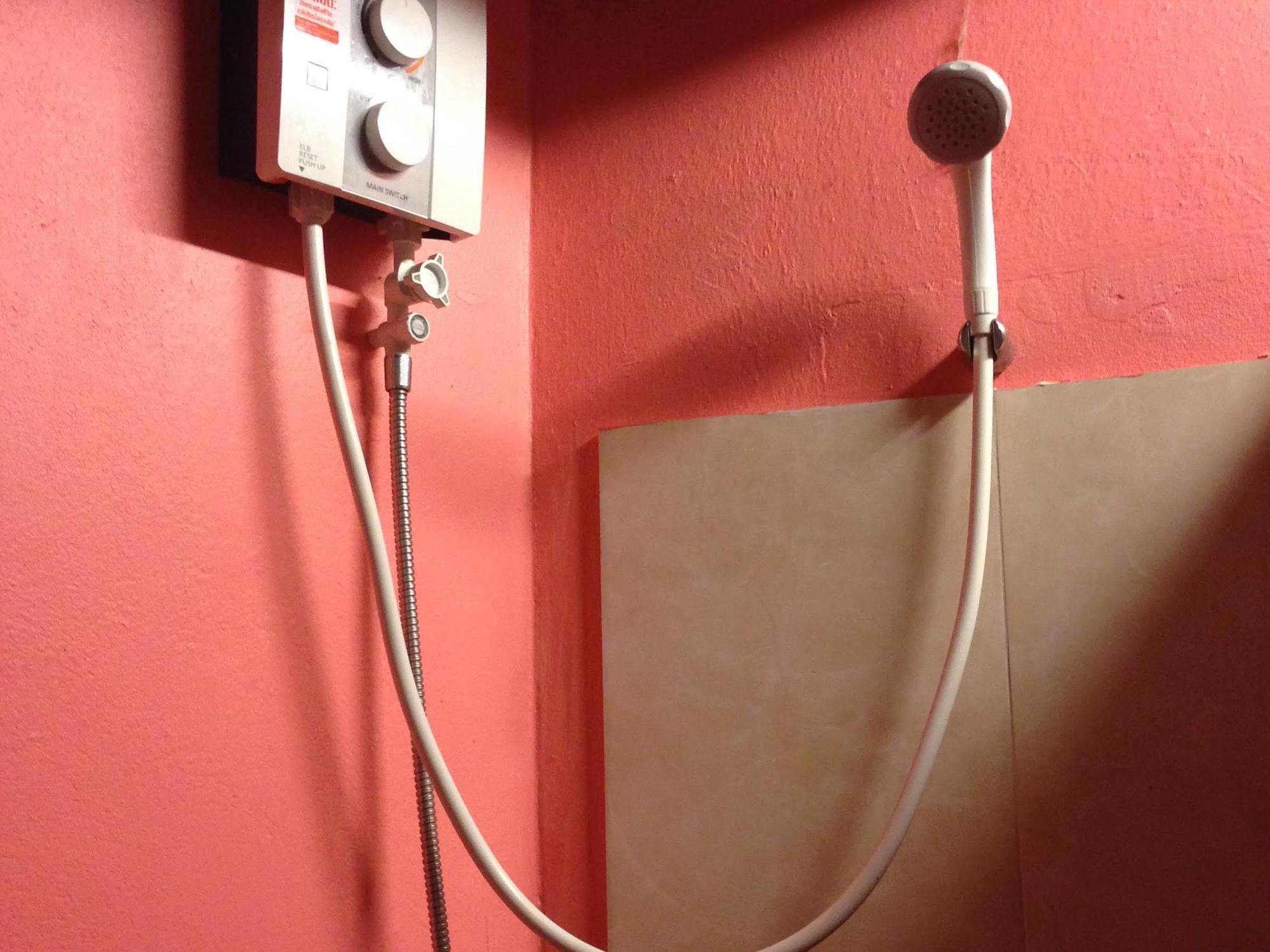Bamboozle Hostel Хаад Рин Екстериор снимка