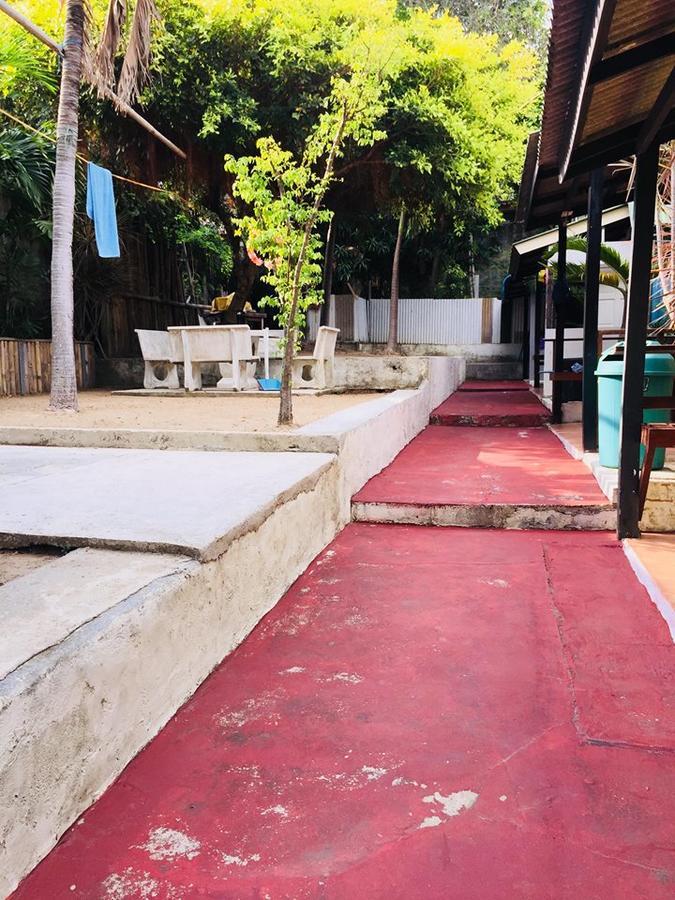 Bamboozle Hostel Хаад Рин Екстериор снимка